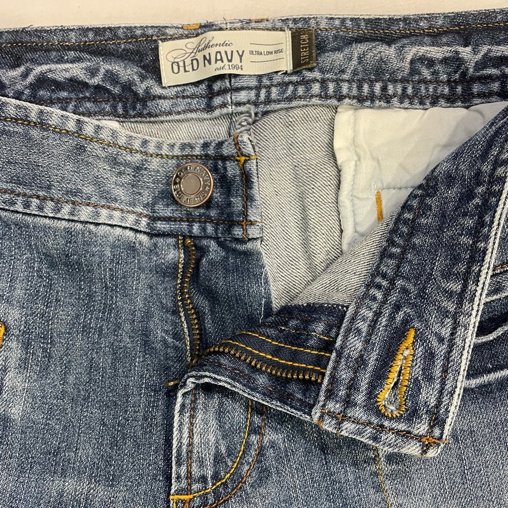 Old Navy Denim Long Shorts Distressed Womens Size 12  #5044 - Picture 6 of 13